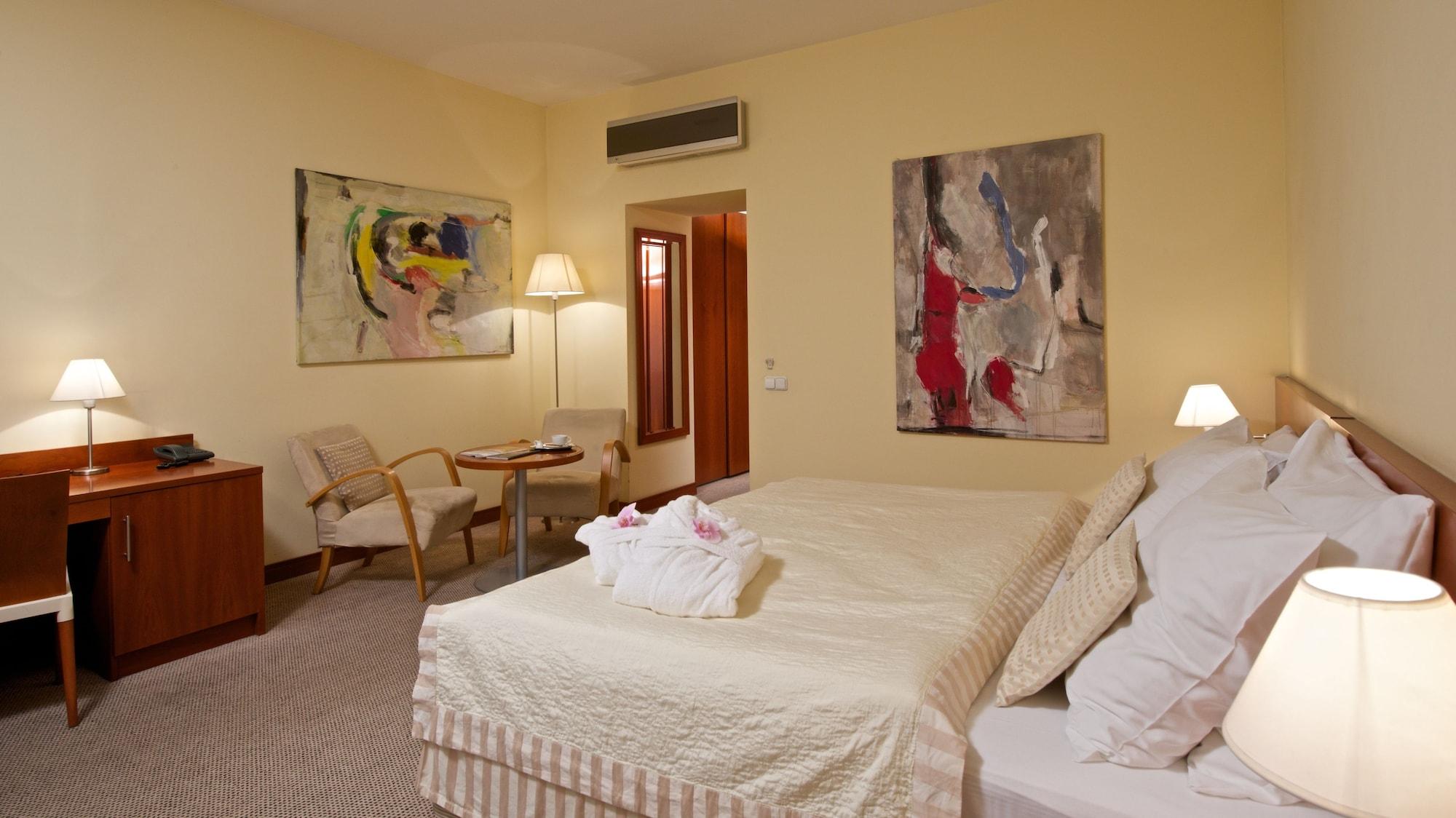 Art Hotel Prága Kültér fotó