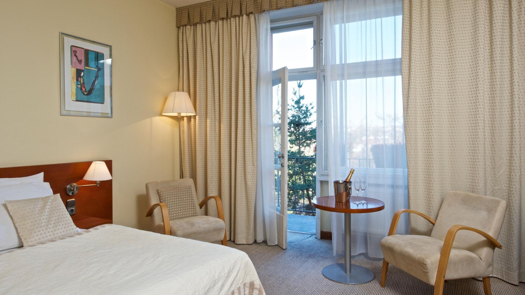 Art Hotel Prága Kültér fotó